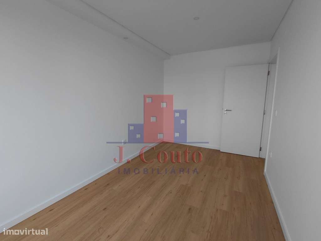 Apartamento T2 com terraço em Caldas da Rainha - Grande imagem: 4/15