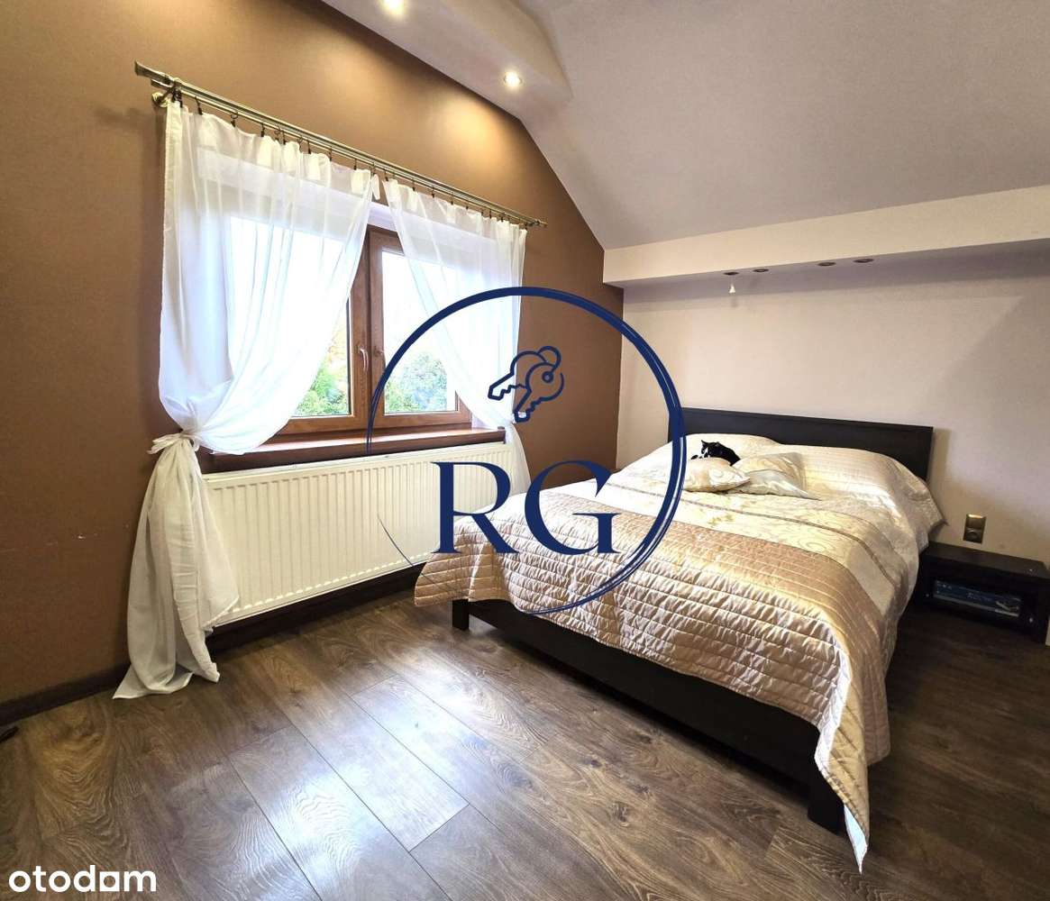 Ciekawa architektonicznie nieruchomość-13