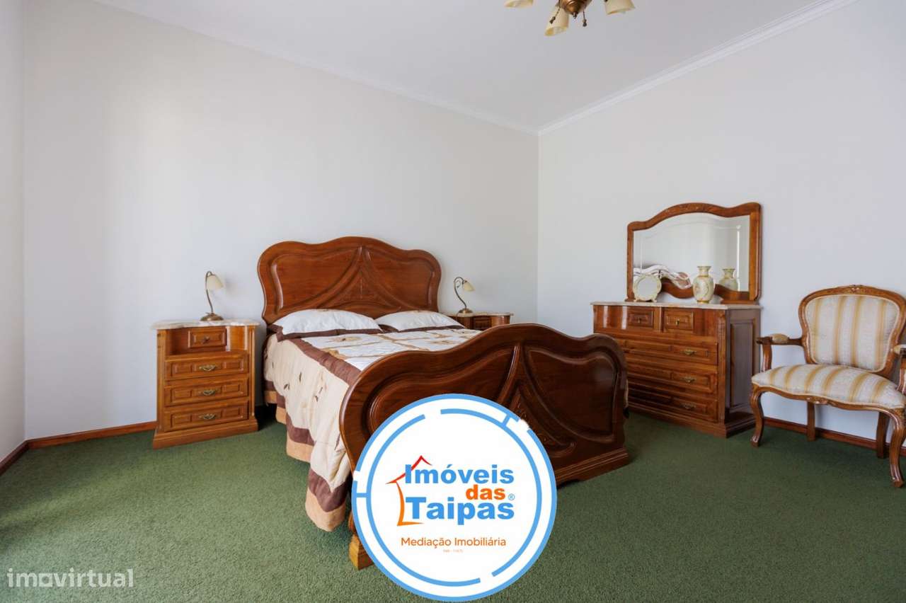 Vende-se Moradia em Barco - Guimarães-25