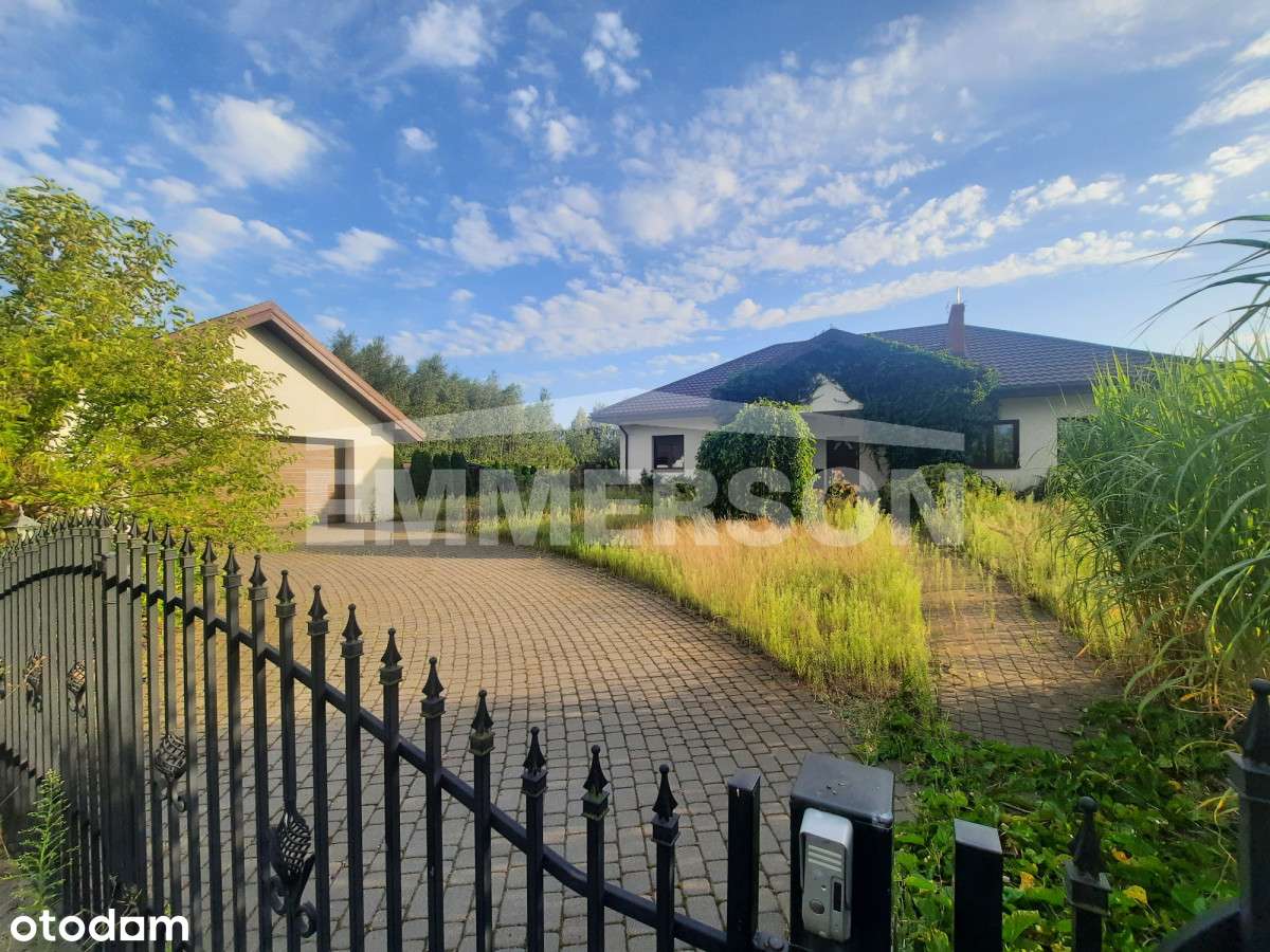 Na sprzedaż dom parterowy na wsi.-0