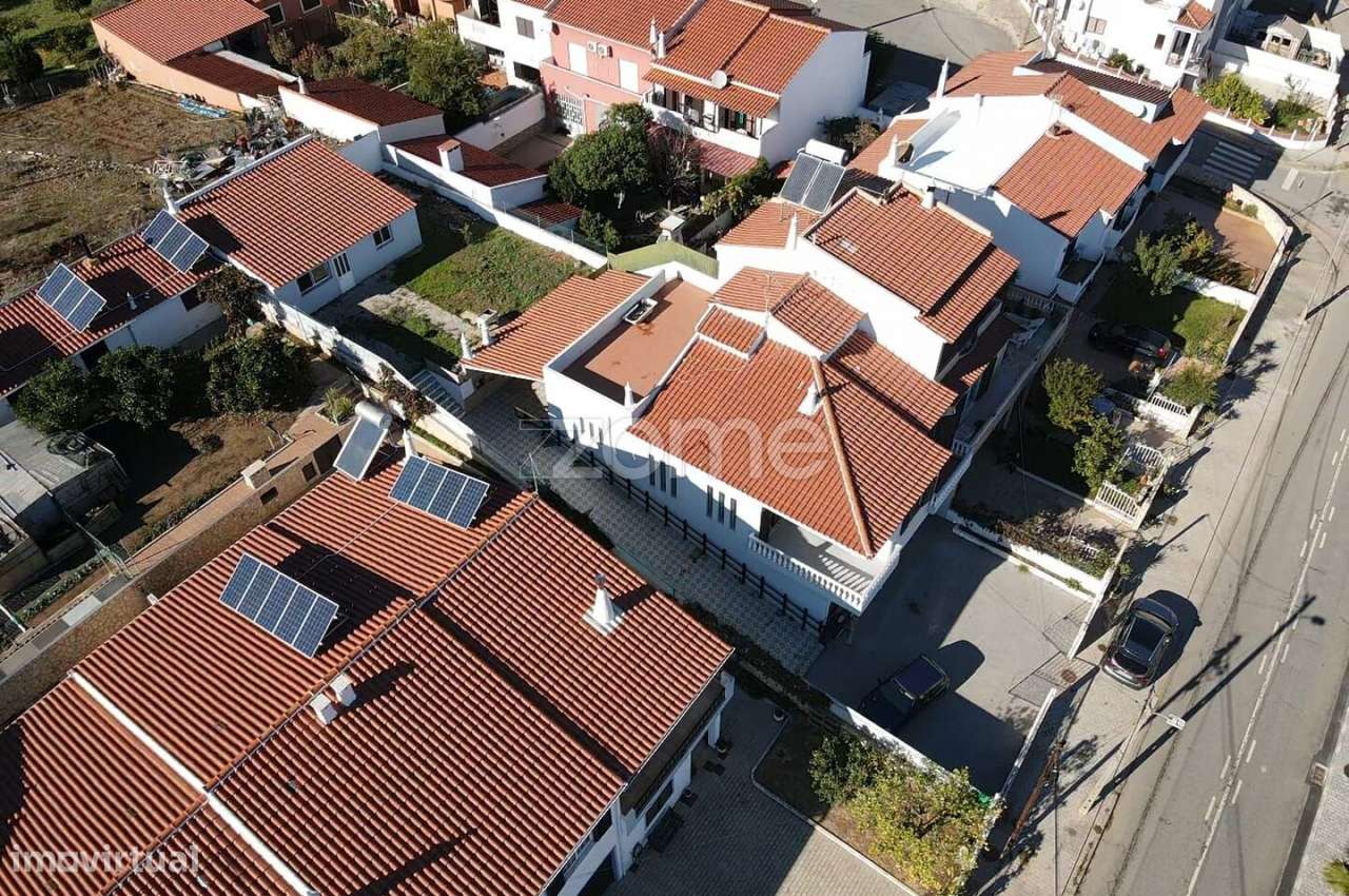 Moradia V3, com garagem e anexos em Urb. Campilhos, Messines - Grande imagem: 5/60