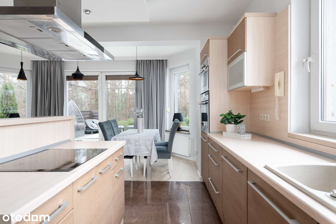 Ponadczasowy, jakościowy dom na dużej działce przy lesie - Pełny obrazek: 5/20