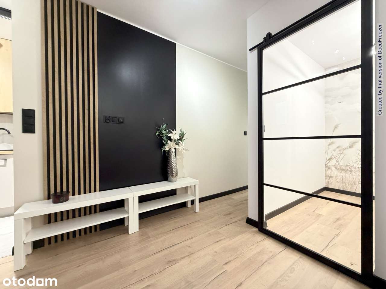 HIT! Przestronna kawalerka z osobną sypialnią  Lokalizacja przy UE - Pełny obrazek: 2/10