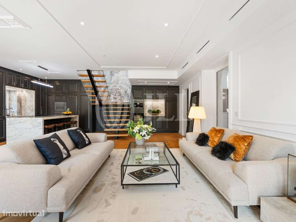 Moradia T4 com jardim e piscina em Cascais - Grande imagem: 5/36