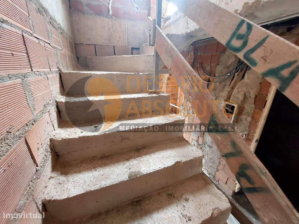 Moradia em Banda Nova T3, Quinta do Conde-15