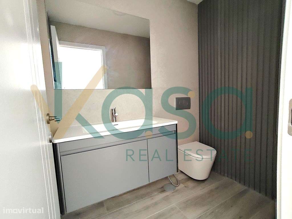 T1 com obras a decorrer - Ideal para habitação ou investimento-7