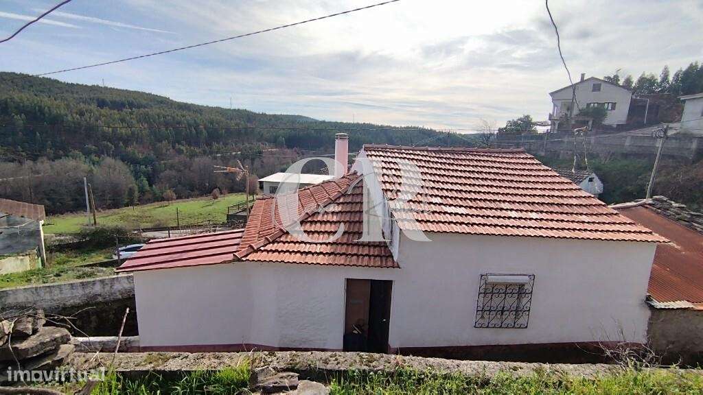 Moradia rés-do-chão, em pedra, com condição de habitabilidade - Grande imagem: 4/23