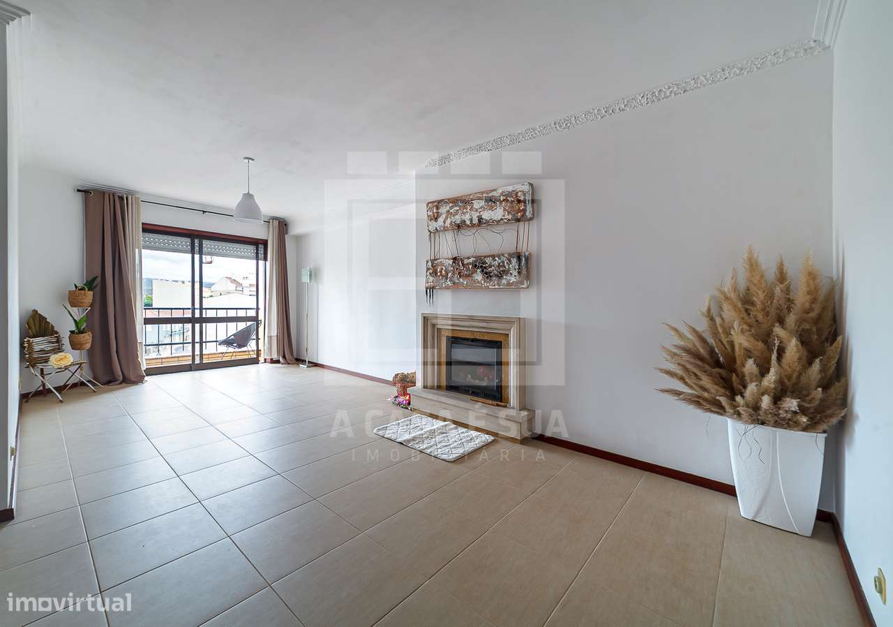 Apartamento T3 com vista deslumbrante em S. João da Madeira - Grande imagem: 4/21