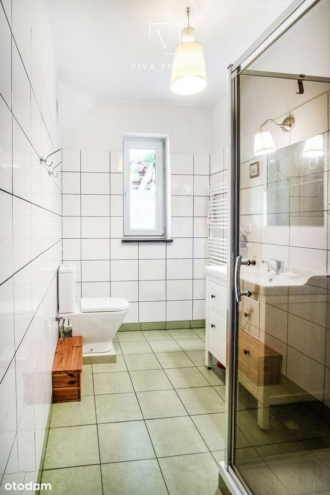 Rodzinny dom w otoczeniu zieleni-9