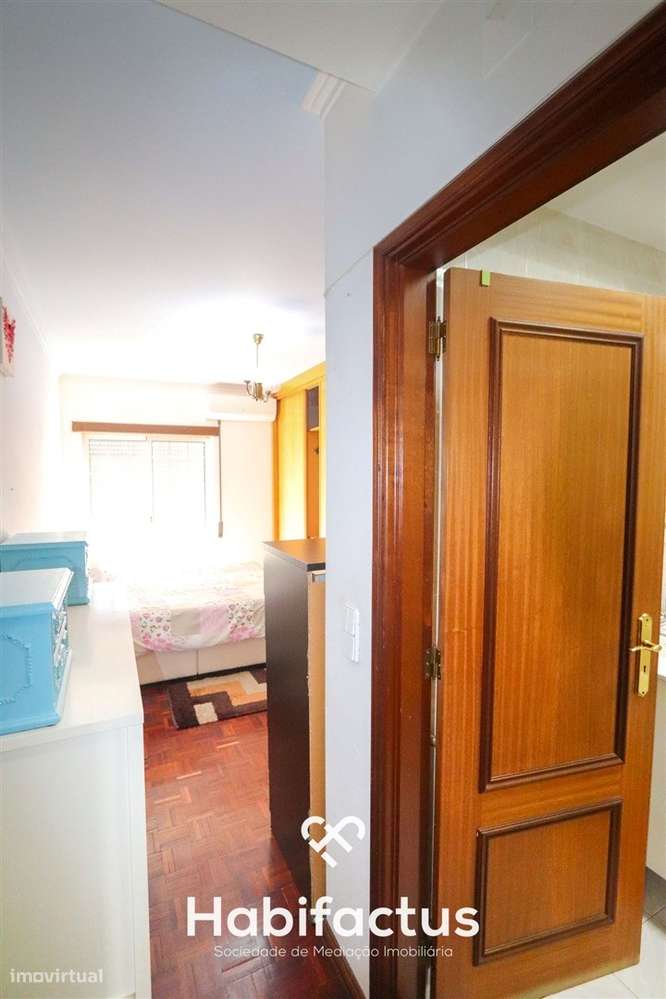 Apartamento T3+1 Duplex para  venda em Marzovelos.-13