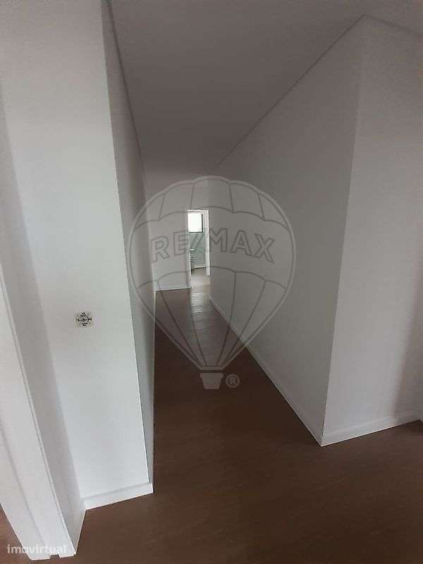 Moradia T4 para venda - Grande imagem: 4/4