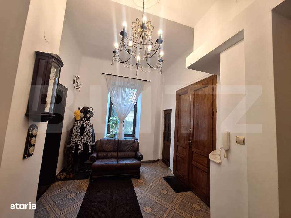 Apartament de vanzare, cu 4 camere, 125 mp, zona P-ta Romanilor - Imagine principală: 1/9