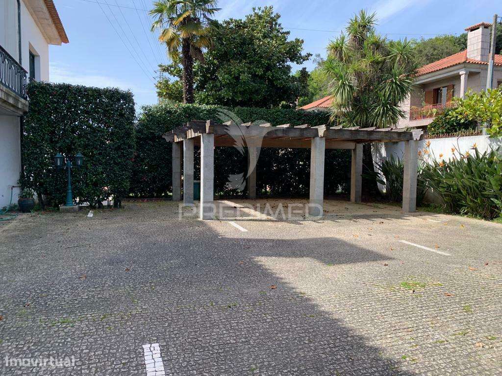 MORADIA INDIVIDUAL C/ PISCINA EM V. N. FAMALICÃO - Grande imagem: 2/29