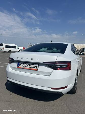 Skoda Superb 2.0 TSI DSG Style - 7