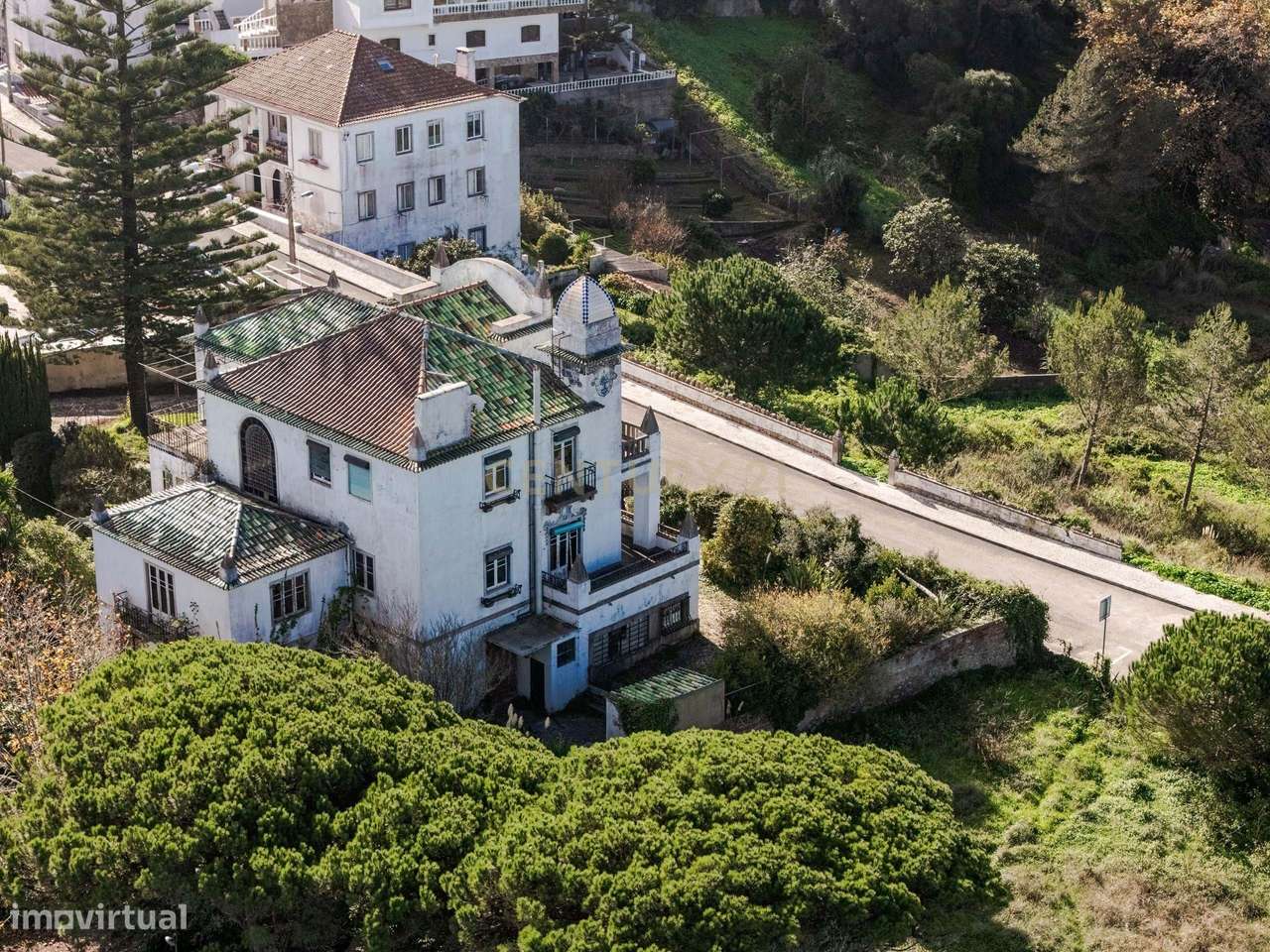 Palacete com 5 Quartos no Coração de Sintra-5