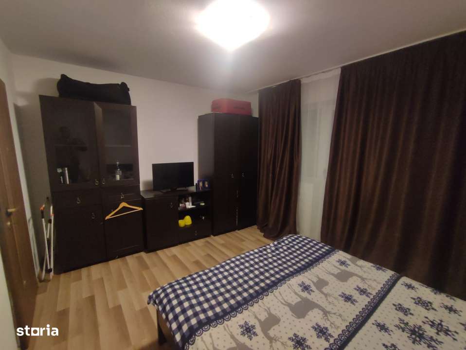 Apartament de 2 camere, 50 mp., zona Decebal-2