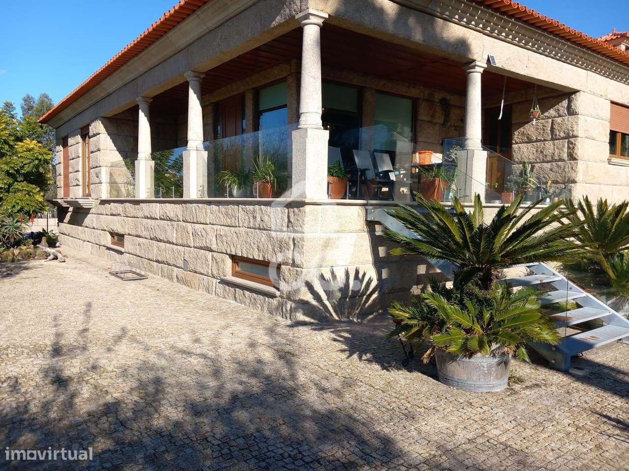 Moradia Totalmente em Pedra em Revelhe (Fafe)  Excelente oportunidade-8