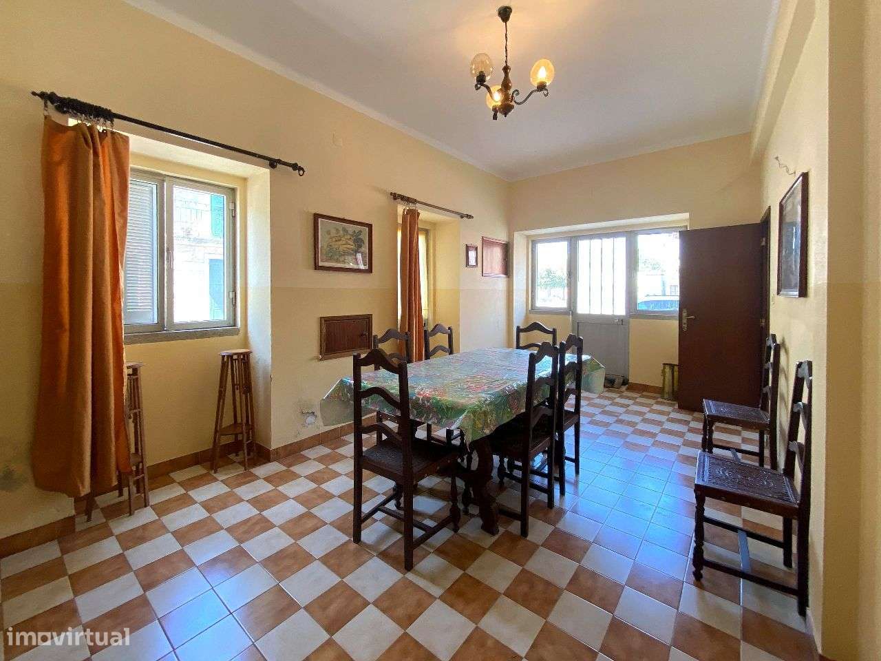 Moradia 4 quartos - Grande imagem: 5/15