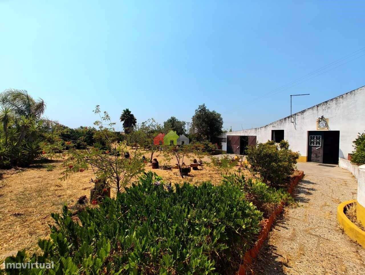 Quinta C/Moradia T2 - Foros de Vale de Figueira-42