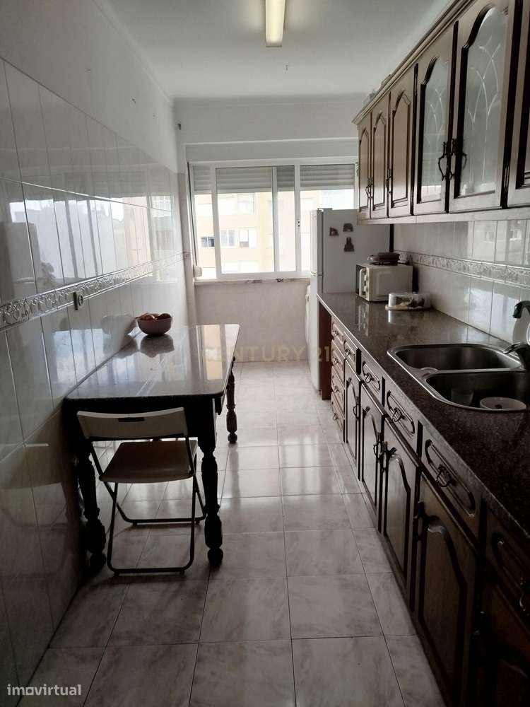 Apartamento T2 em Alto do Seixalinho, Barreiro-4
