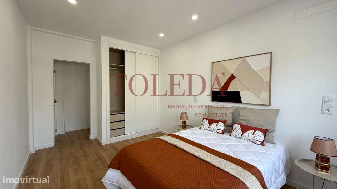 Apartamento T3 Remodelado a Estrear no Centro de Benfica-11