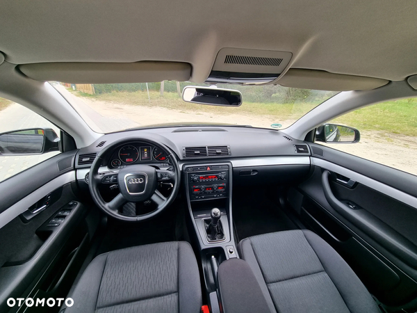 Audi A4 Avant 2.0 TDI - 5