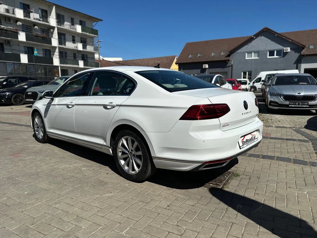Volkswagen Passat 2.0 TSI ACT OPF DSG 4Mot Highline - 4