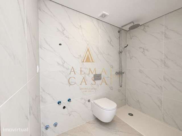 Fantástico apartamento T2 c/terraço Novo-9