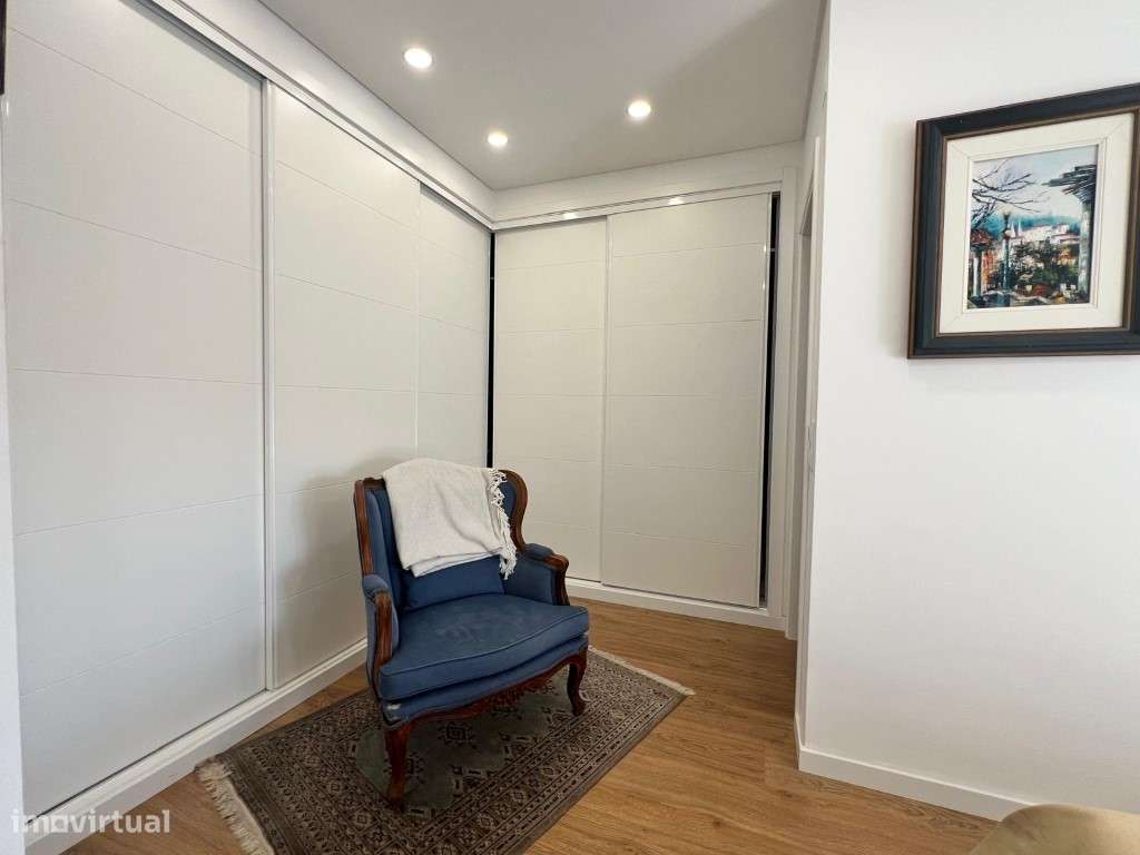 Moradia Isolada T4 Com piscina-15