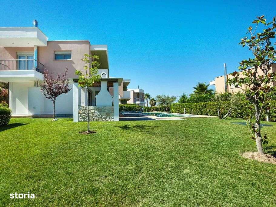 Vila pentru petreceri, nunti/evenimente/onomastici/majorate la piscina - Imagine principală: 1/4