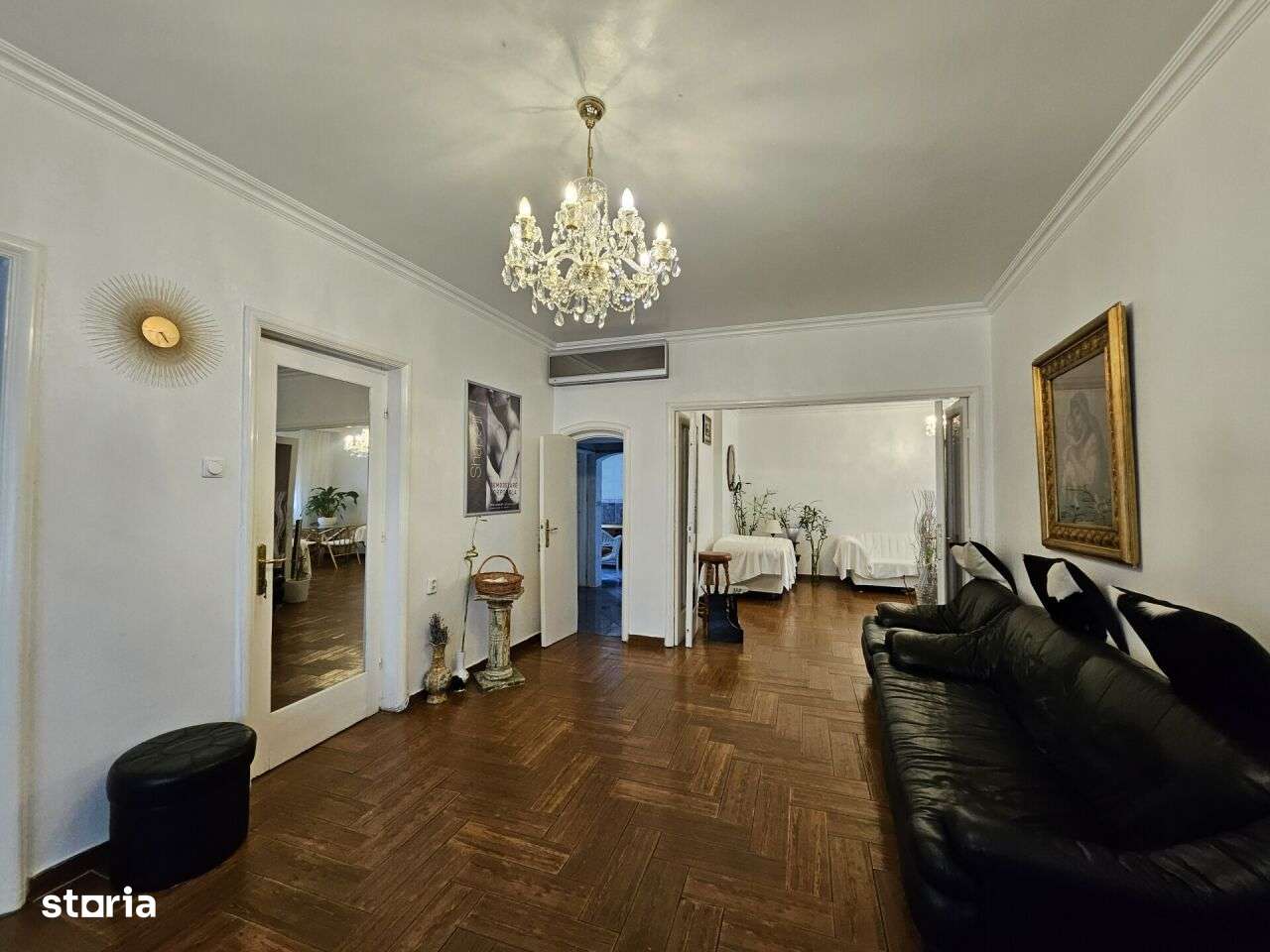 APARTAMENT IN VILA STRADA AGRICULTORI- UNIVERSITATE DE ARTA TEATRALA - Imagine principală: 4/8