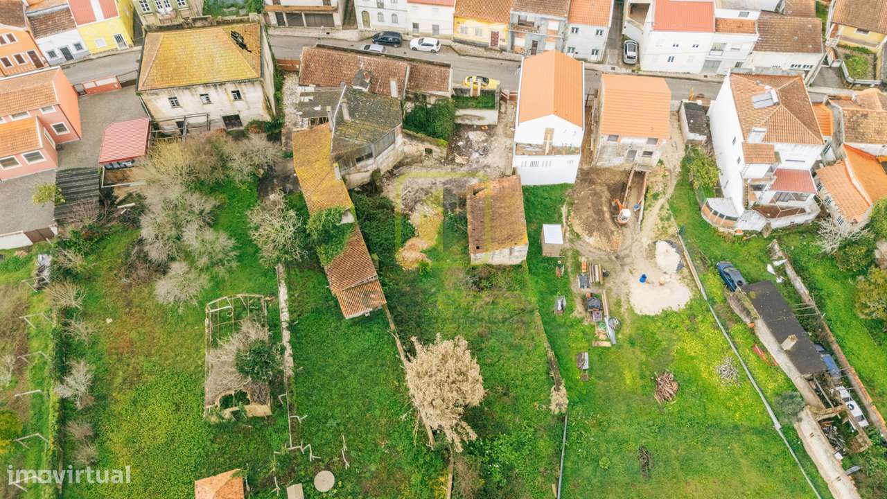 Moradia T4 remodelada-31