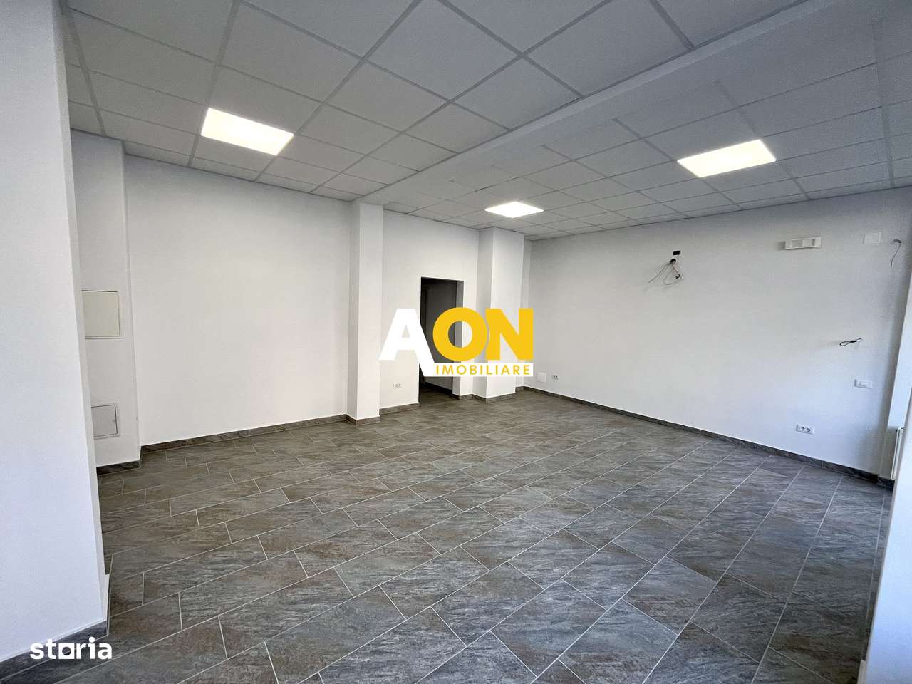 Spațiu Comercial, Trafic Pietonal, Complet Renovat - Imagine principală: 4/11