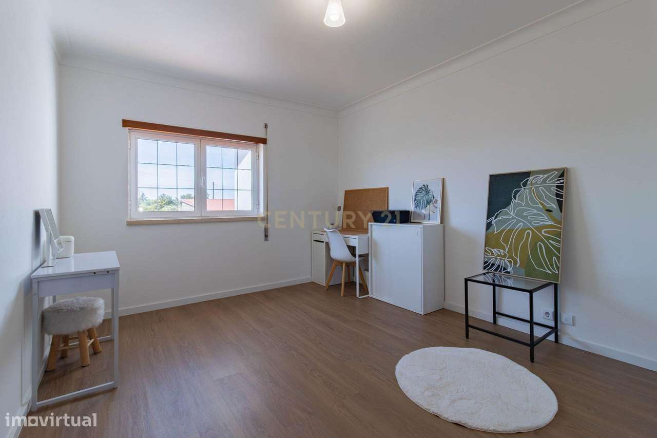 Casa Renovada em Aljubarrota, Alcobaça - 4 Quartos e Jardim-21