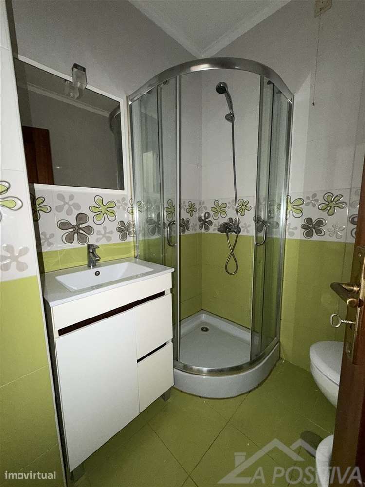 Apartamento T2 Venda em São João da Madeira,São João da Madeira-28