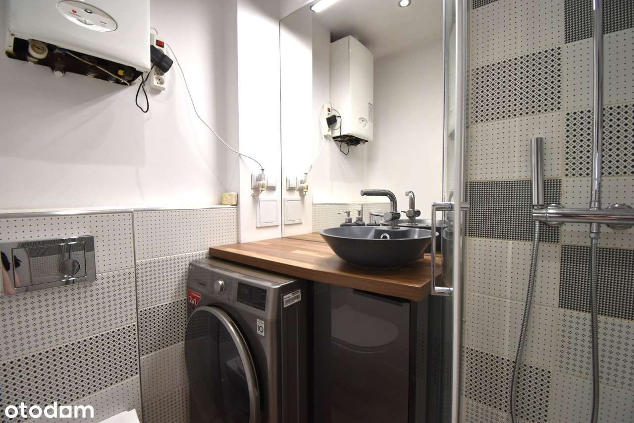 Mieszkanie 2 pokojowe w samym centrum miasta! 1 piętro, umeblowane !-13