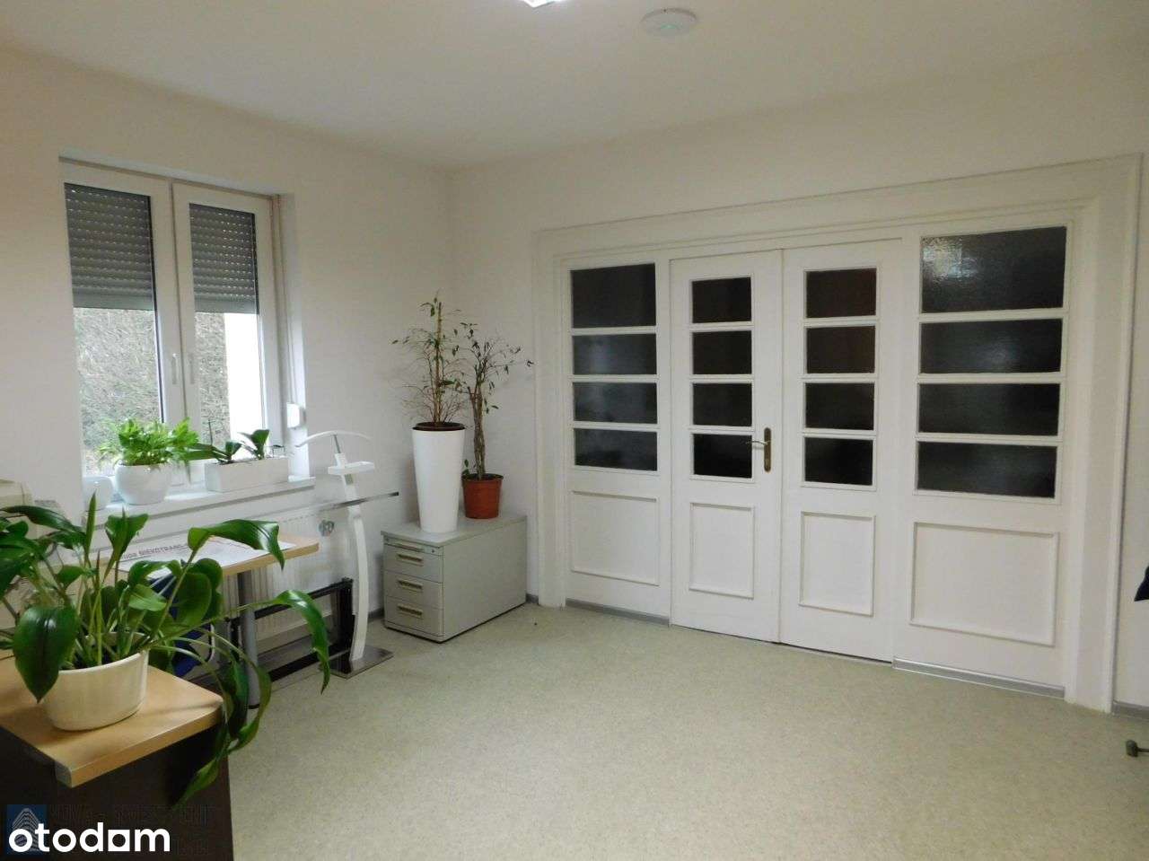 Funkcjonalny pod firmę lub usługi/Łabędy-5