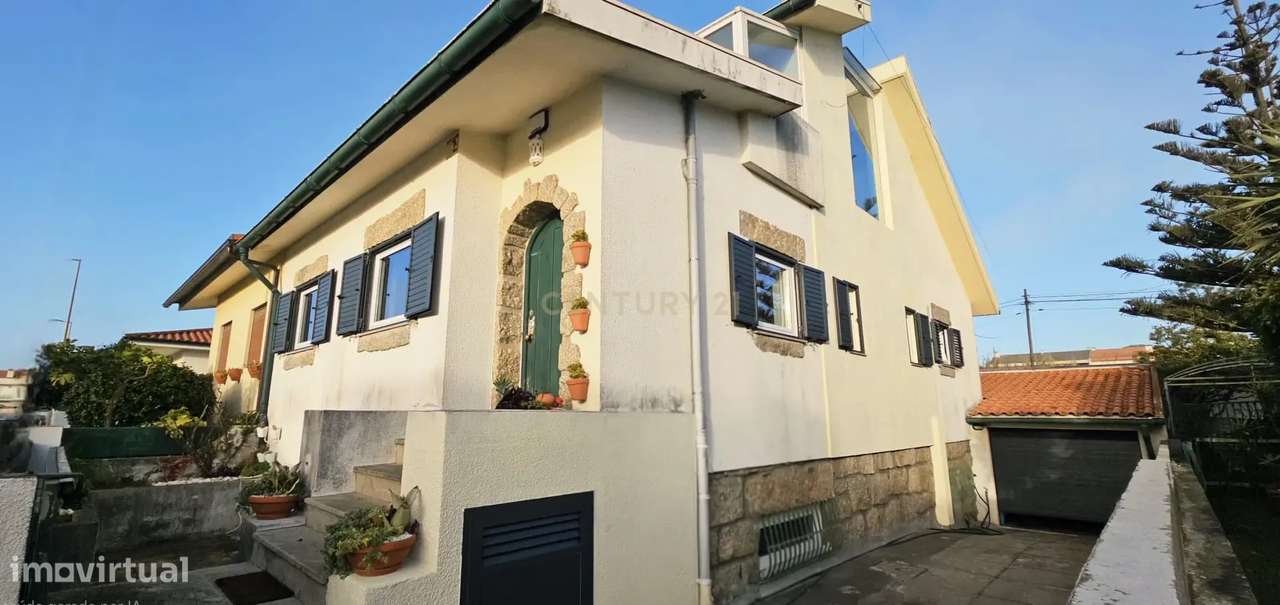 Moradia T3 junto a Praia de Mindelo-35