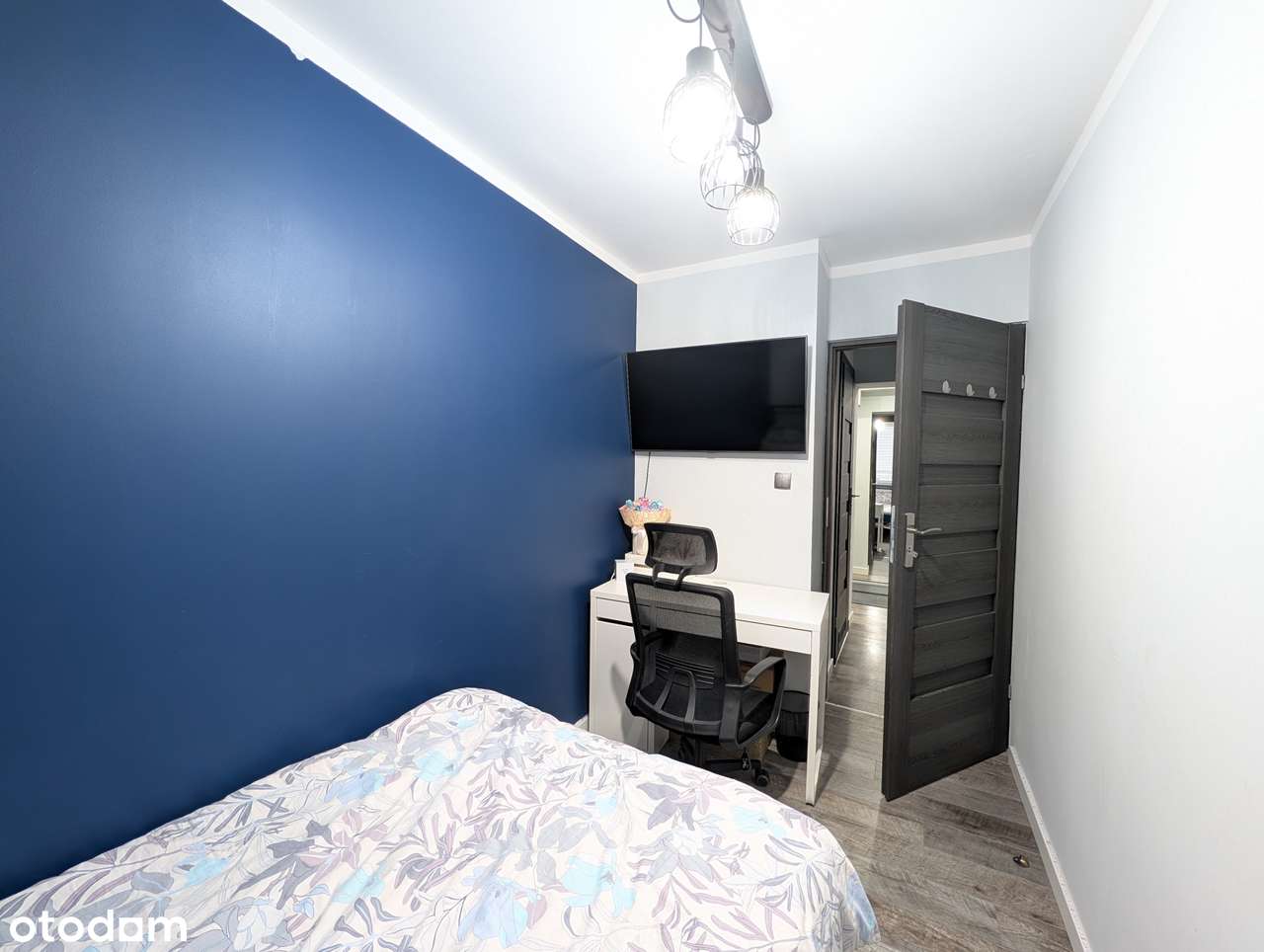 Mieszkanie po generalnym remoncie z widokiem na góry w centrum, meble-5