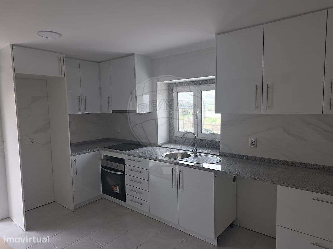 Moradia T4 para arrendamento - Grande imagem: 4/19