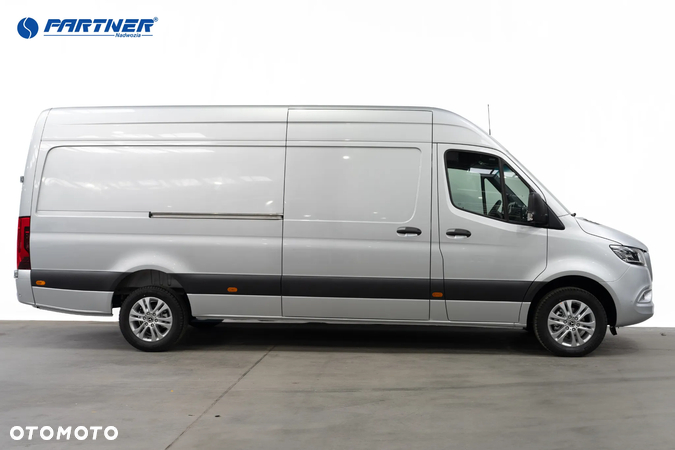 Mercedes-Benz Sprinter 319 CDI - 2