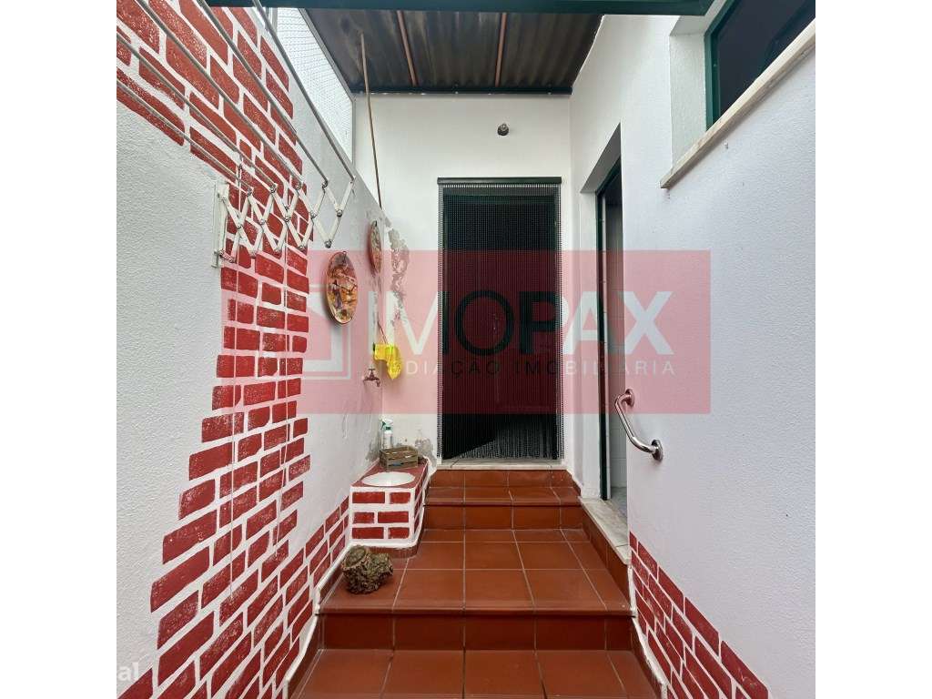 CUBA / Casa Térrea T1 + 1-7