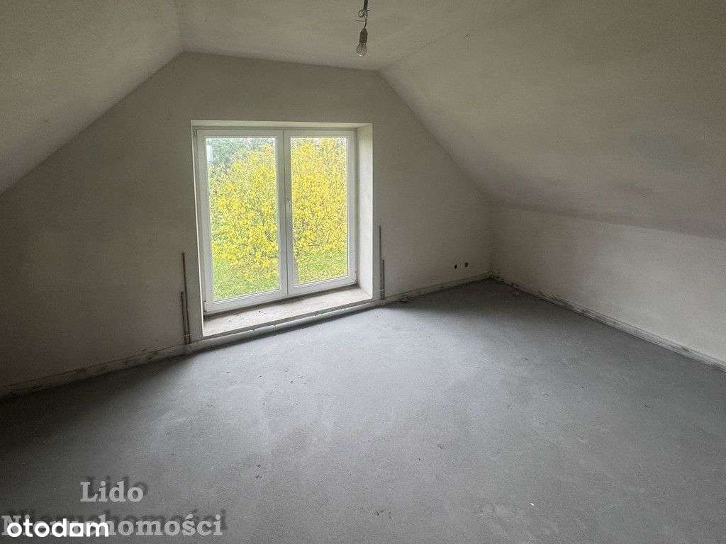 dom z garażem na dużej działce-11