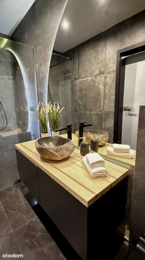 Artystyczny, piękny loft gotowy do zamieszkania!-9