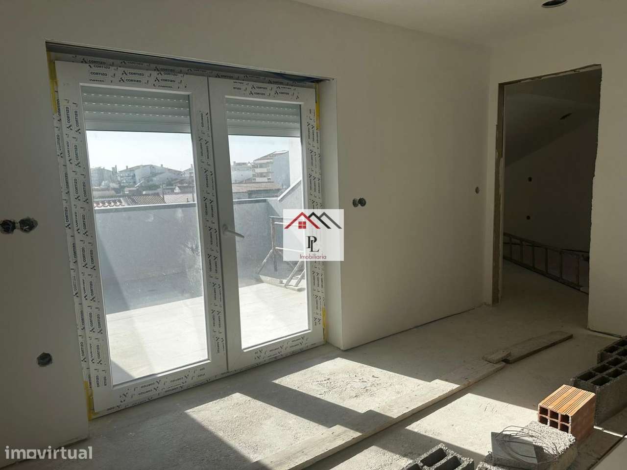 Apartamento T1+2 dupex Novo em fase de acabamento(V892-1MS)-53