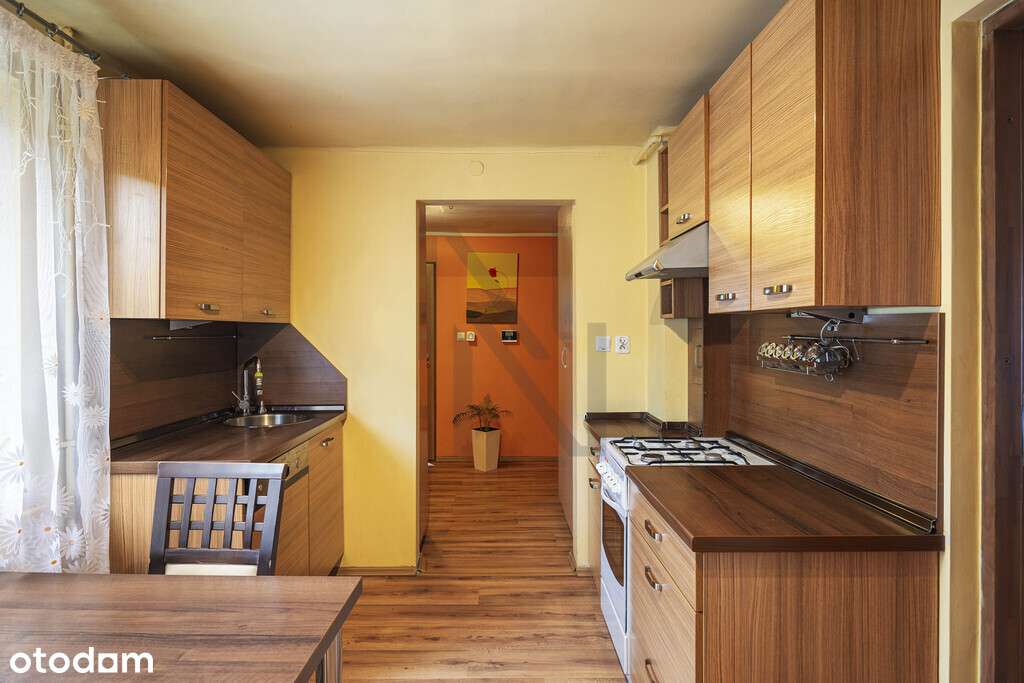 3 pokoje/ dom wolnostojący z ogrodem /ul. Szczygla-3