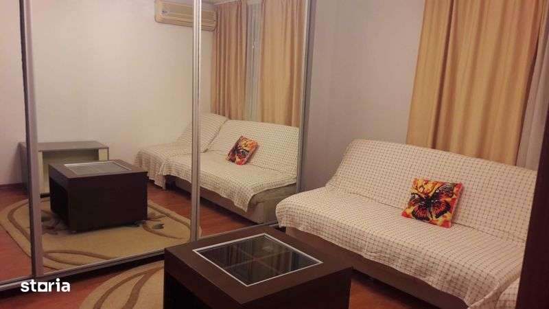 Apartament 2 camere de vanzare