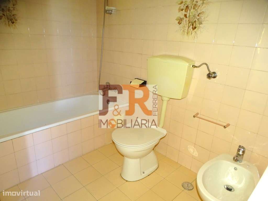 Moradia Duplex T2+1 com sótão aproveitável e Garagem Quinta do Cond...-34