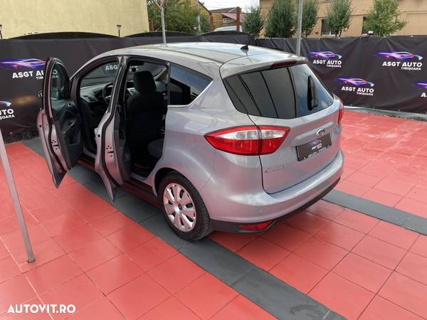 Ford C-Max - 16