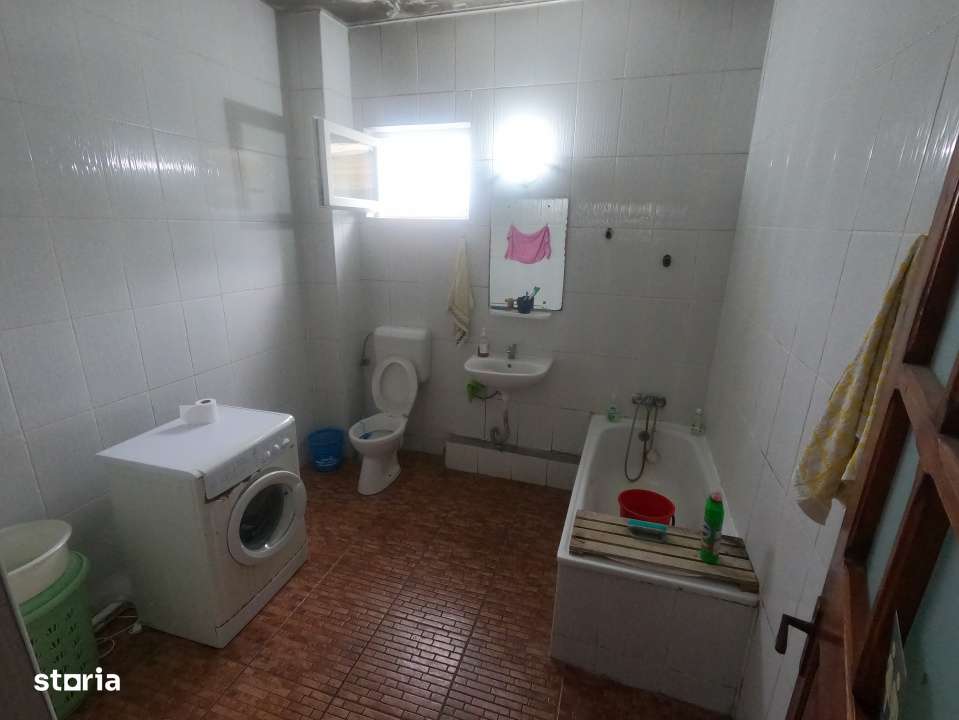 Casa solida de vis in comuna Daia, la doar 50 km de Bucuresti-16